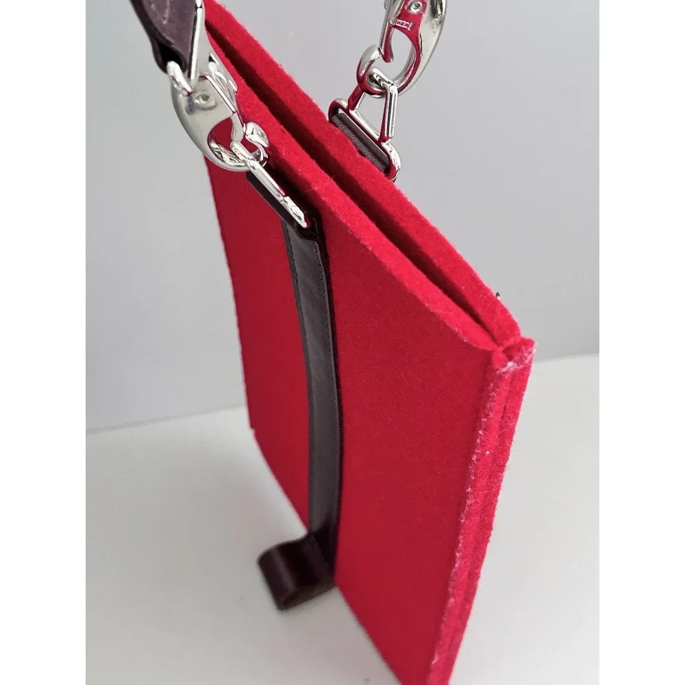 NEW! Graf & Lantz Red Wool Felt Wine Bottle Bag Carrier W/ Strap
